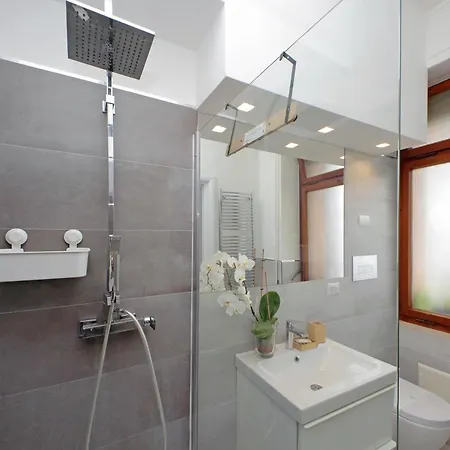 Ych-appartamento Luminoso A San Pietro Appartement Rome